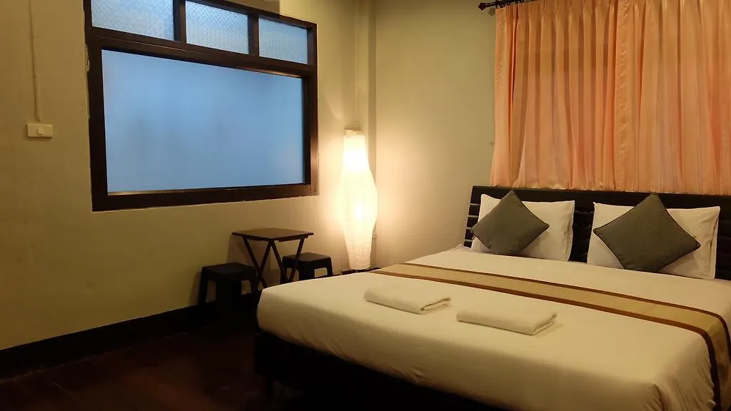 Marina Hut Guest House Ko Lanta Thailand