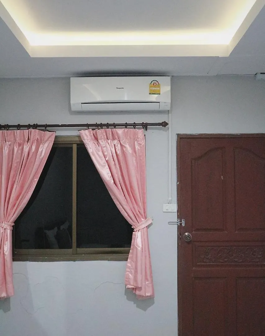 **  Marina Hut Guest House Ko Lanta Thailand
