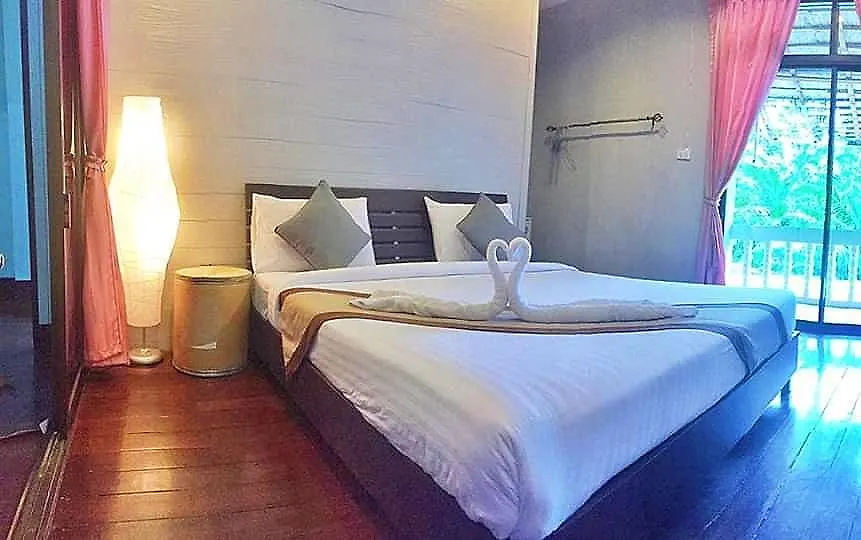 **  Marina Hut Guest House Ko Lanta Thailand